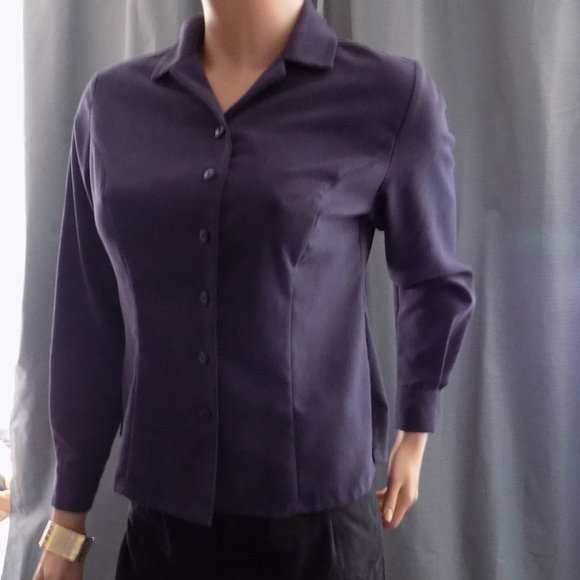 Laura Scott Petites  Button-Down Purple Top. - Picture 3 of 5